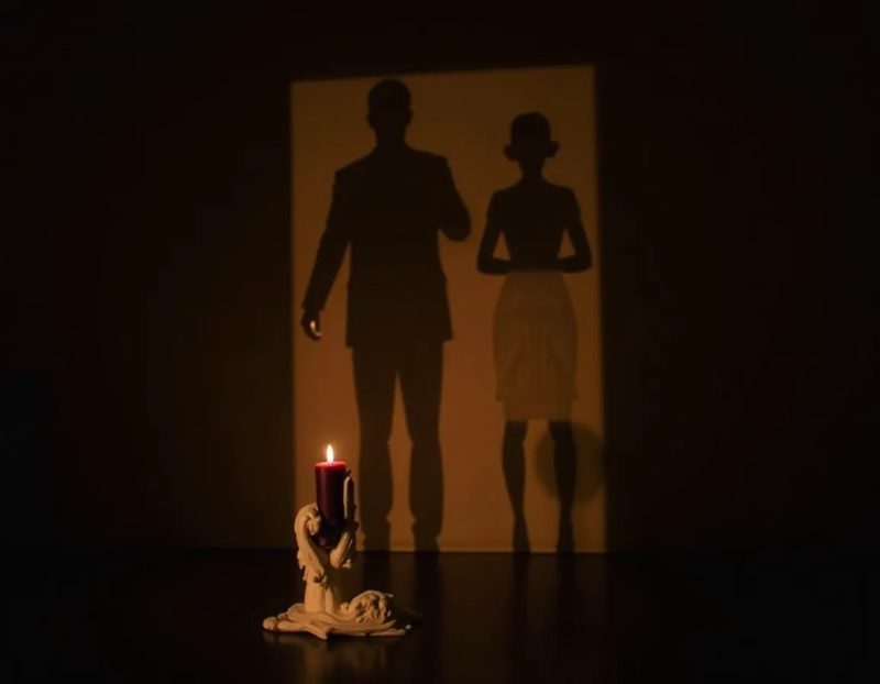 Spirit Slates and Their Shadows: The Forgotten Spiritualist Prop That Still Haunts the Stage